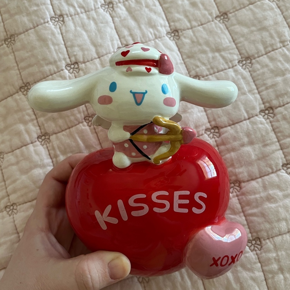 Cupid Cinnamaroll